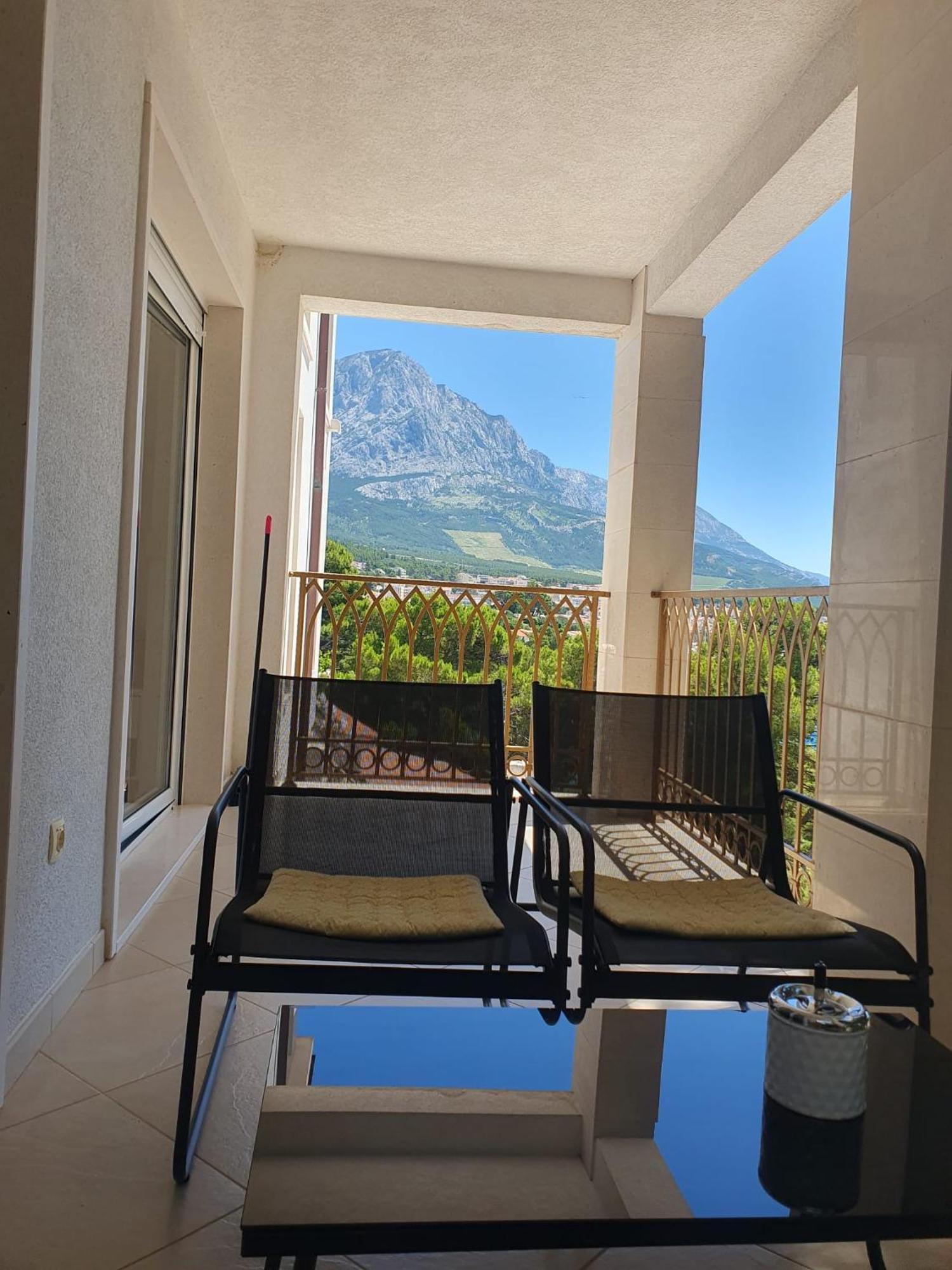 Inas Place Baška Voda Eksteriør bilde